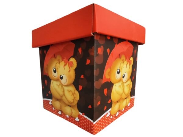 CAJA CUDRADA CON DISEÑO 20X22
